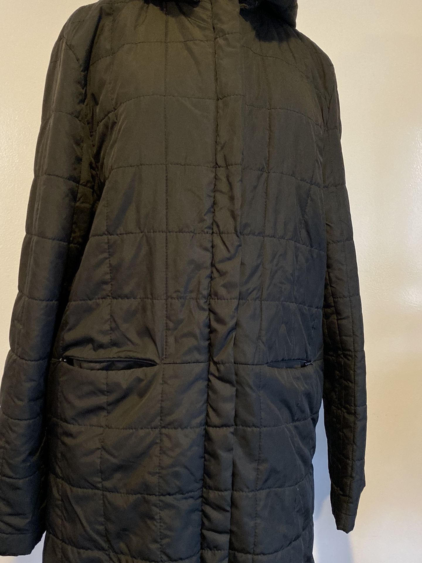 Lovis Vuitton Lightweight Long Puffer Jacket with hood,Size XL