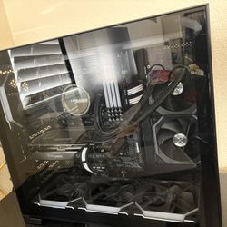 PC gaming computer and 240hz msI gaming monitor 