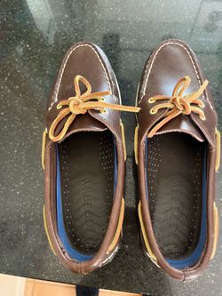 Women’s Sperry TopSiders  size 9