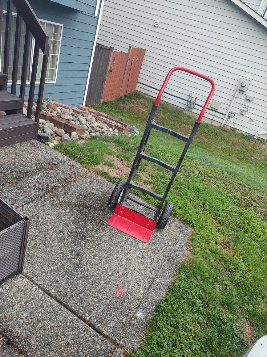 Milwaukee Hand Truck 