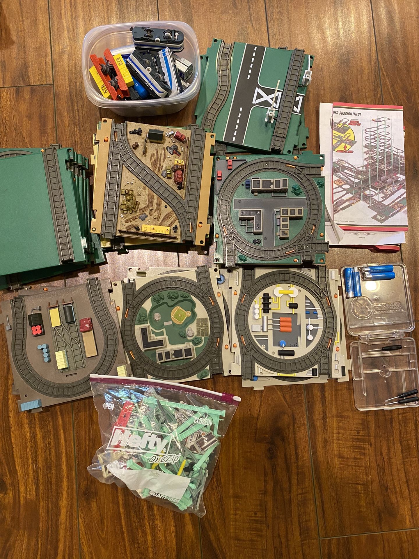 Xts Train System Mini Railroad Expandable Big Lot