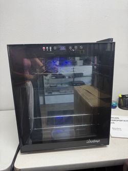 Vinotemp wine cooler model VT-15 TS