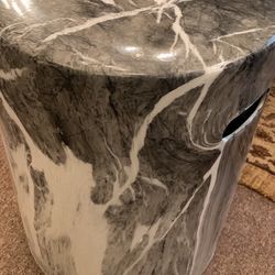 New Uttermost Garden Stool/accent Table