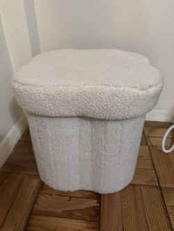 Boucle Ottoman Storage Seat