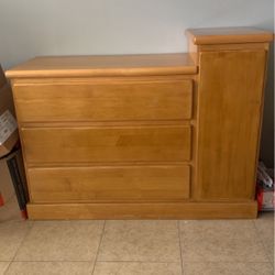 Baby/toddler Dresser