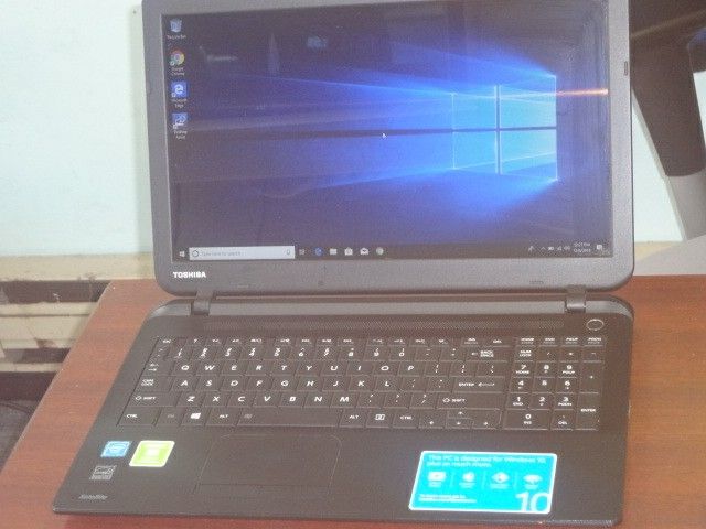 Toshiba Satellite C55-B5319 Win10 Laptop