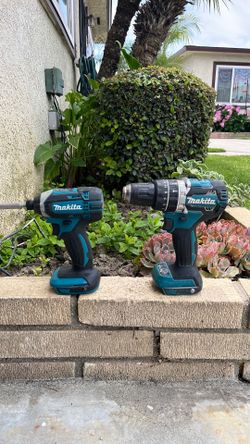 18 Volt Makita hammer drill and Impact drill excellent condition $140 for pair