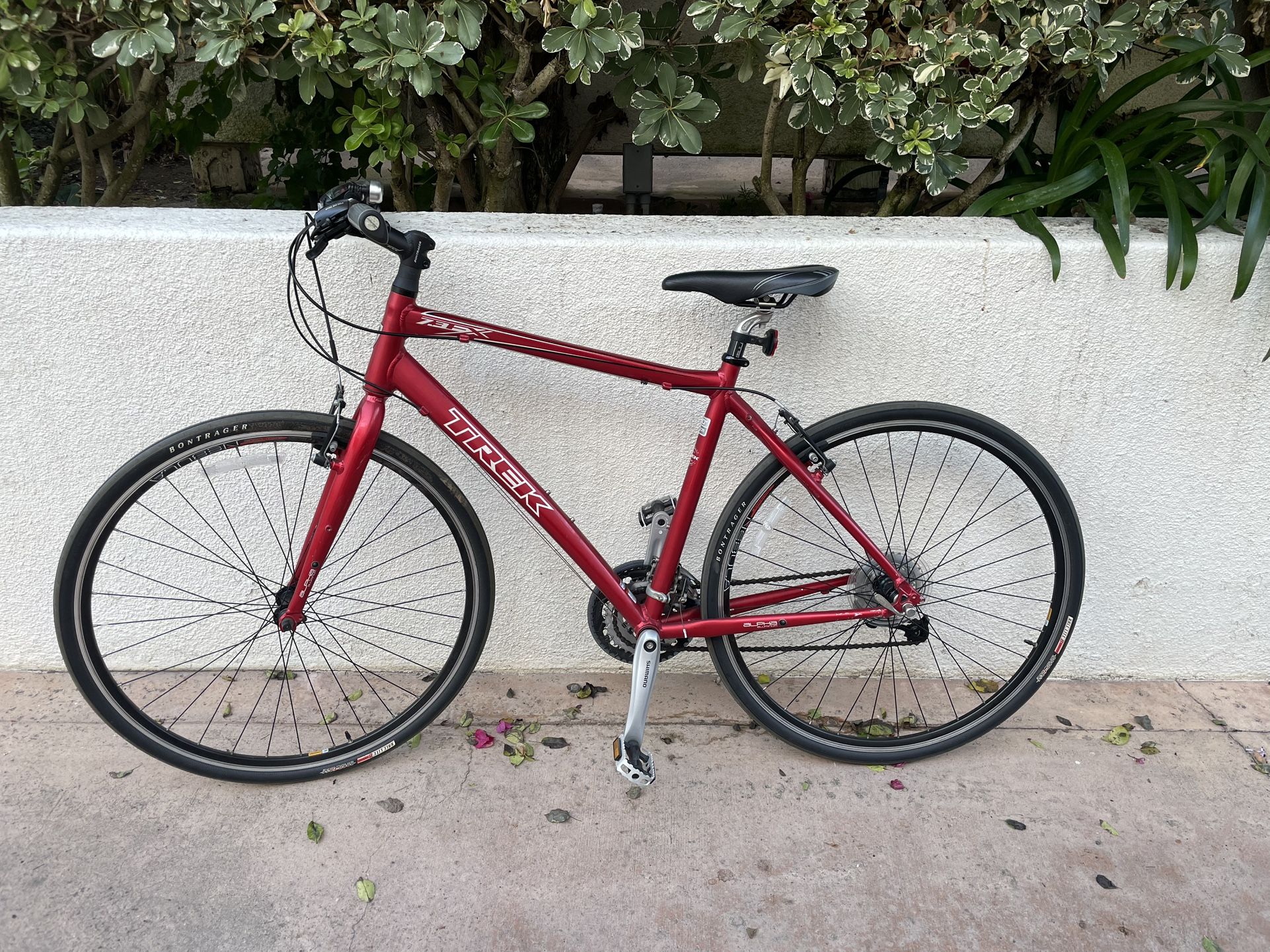 Trek 7.3 Fx Men’s Bike Upgraded $250