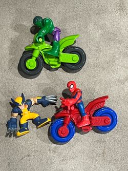 Marvel imaginext Figures on Motorcycles Hulk Spider-Man Wolverine