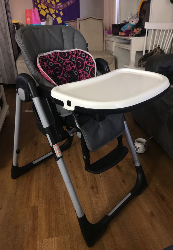 Baby Trend High Chair For In Rancho Cucamonga Ca Offerup Baby Trend High Chair
