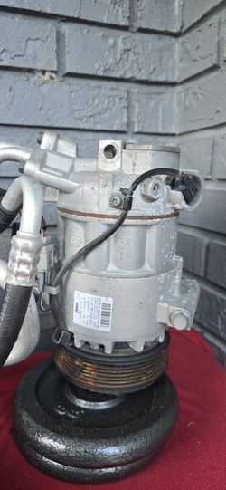 2017 Nissan Sentra OEM A/C Compressor