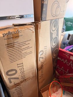 2 Polk Tower Speakers