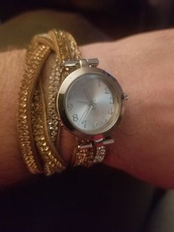 Woman's Double Length Wrist Band Watch