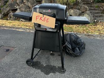 Free BBQ Grill and Grill cover