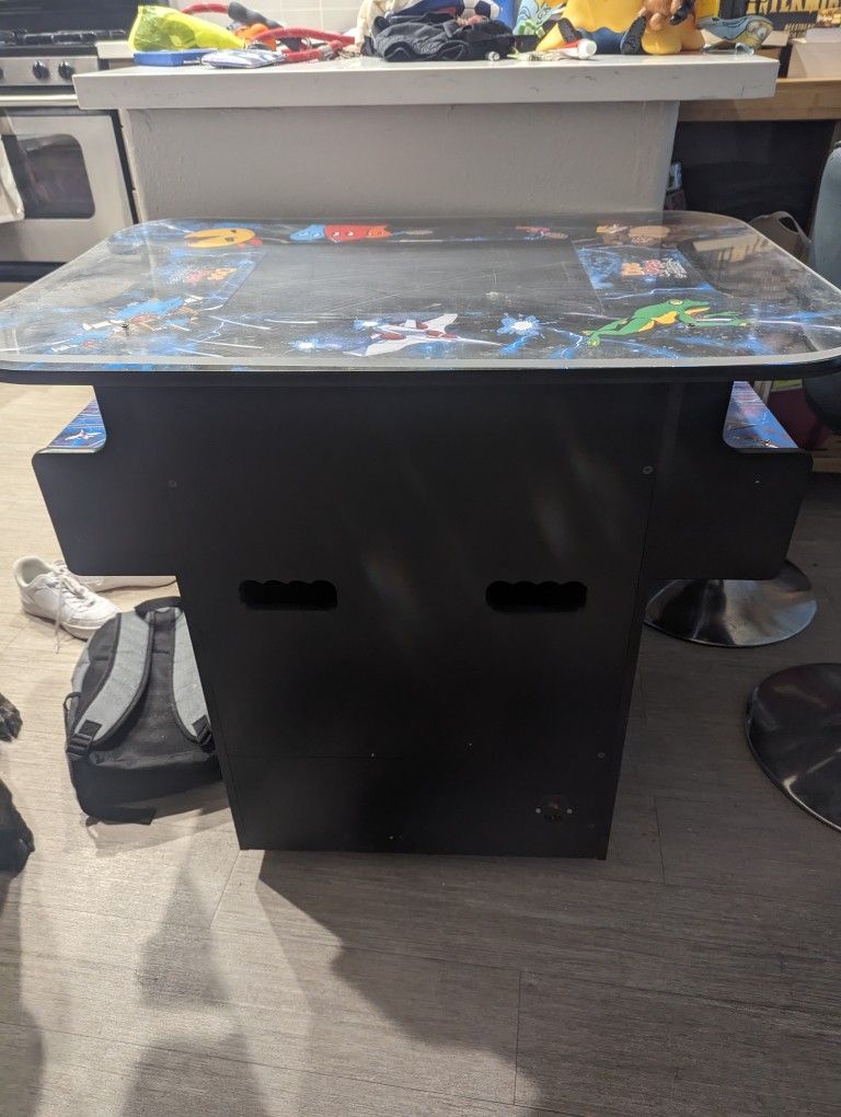 Arcade Table 400+ Games. OBO