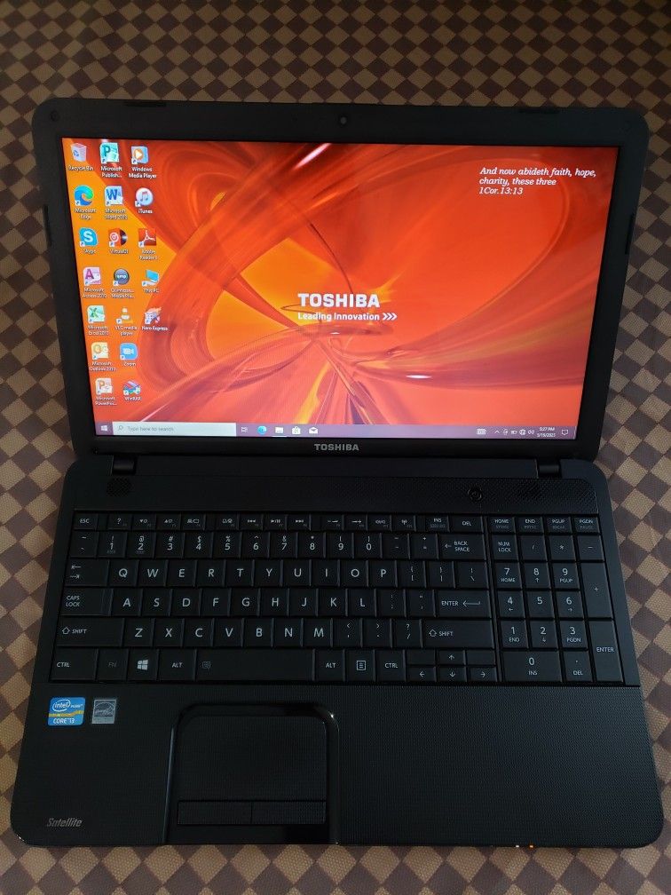 15.6"inch Intel Core i3 Toshiba Laptop, 500GB HDD, 4GB RAM, Inbuilt Bluetooth, HDMI, DVD RW📀 And a WebCam. Windows 10 Installed.