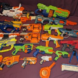 Large NERF toy gun lot 