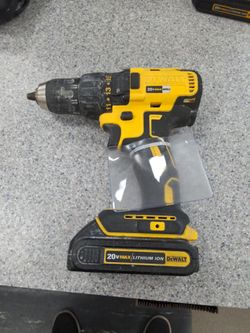 Dewalt Cordless drill dcd777