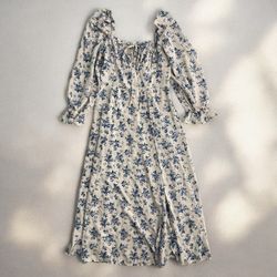 Gorgeous floral dress with side slit size small