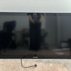 46 Inch Samsung TV 