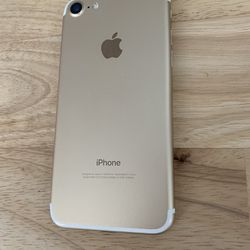 iPhone 7-256GB-Gold- Factory Unlocked - Batteries 74% - No Scratches or Cracks 