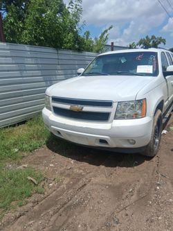 2008 Chevy Suburban Lt Parts