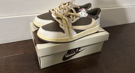 Jordan 1 Travis Scott