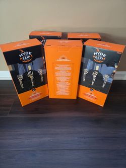 Hyde & EEK LED Skeleton Hand Stake Lights – 5 Sets