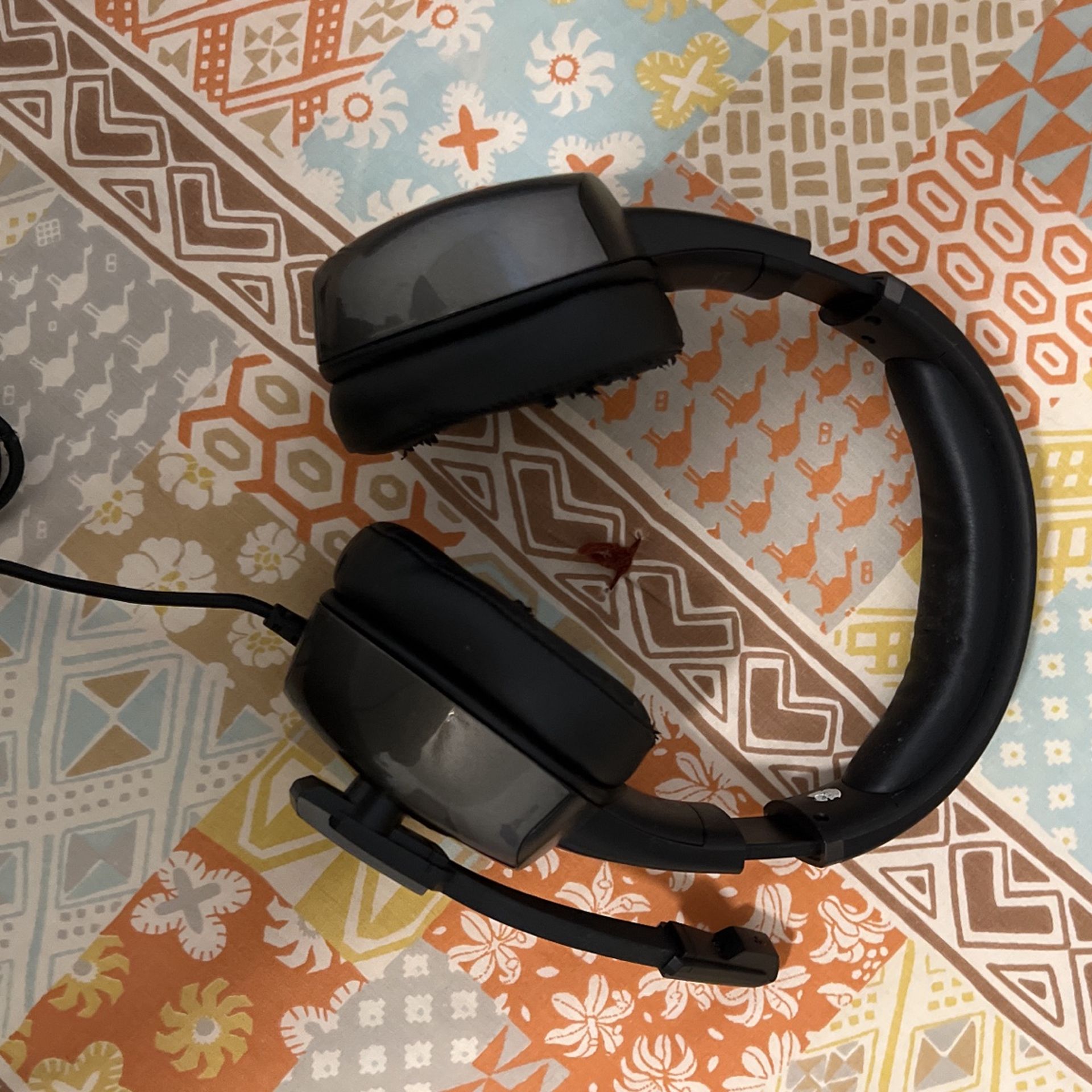 Gaming headphones