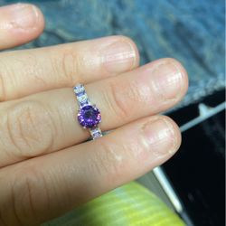 Sterling silver and amethyst gemstone ring