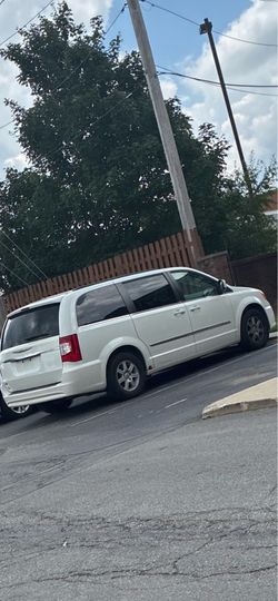 2013 Chrysler Town & Country