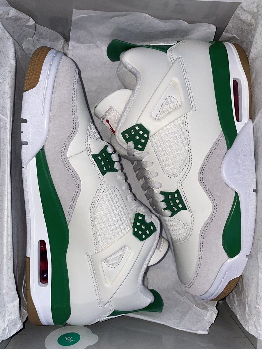 Jordan 4 SB Pine Green Size 9.5 $350