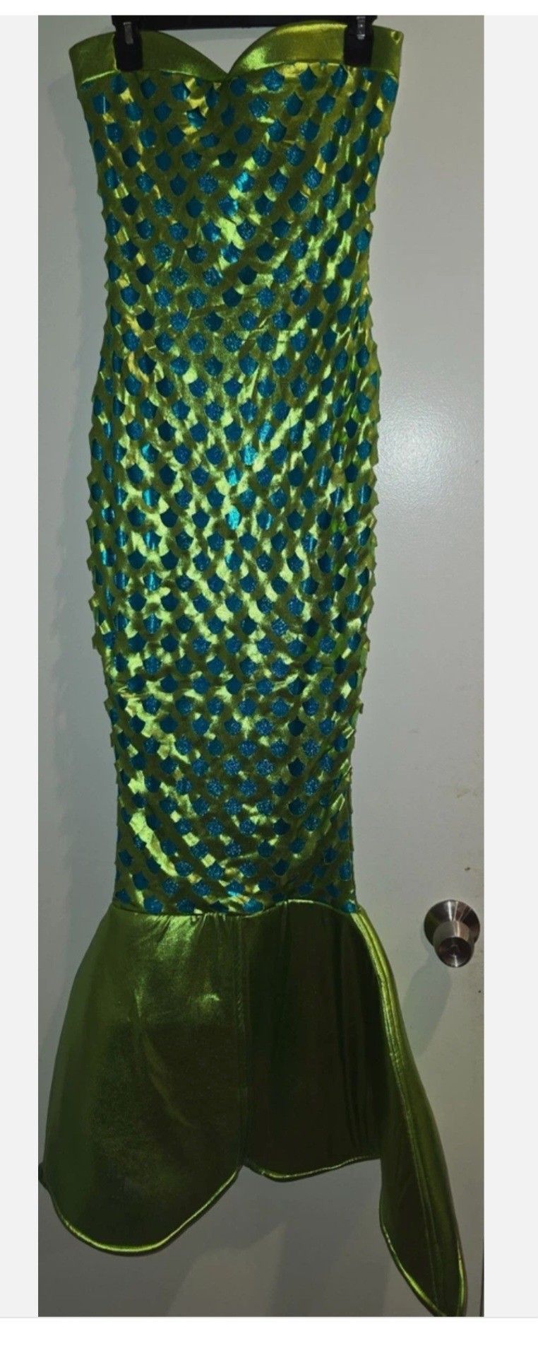 Mermaid Costume Adult Sexy Halloween Fancy Dress Size Medium