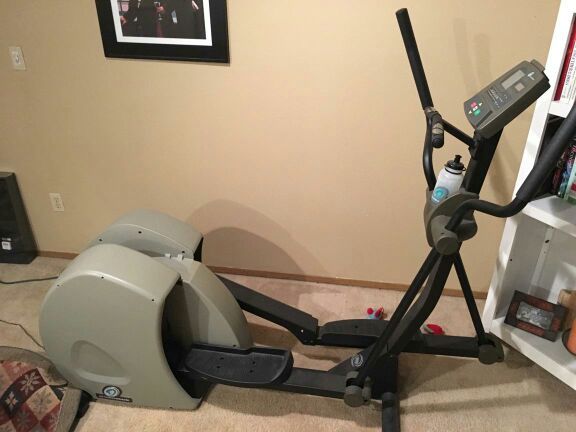 Diamondback 600 Series Elliptical