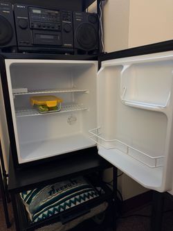 Westbend Mini Fridge