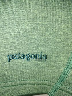 Patagonia performance capilene size small