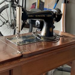 Singer Sewing Machine