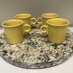 Fiesta Yellow Coffee Mug Set (4) EUC 