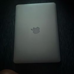 MacBook Air 2021 Or 2022
