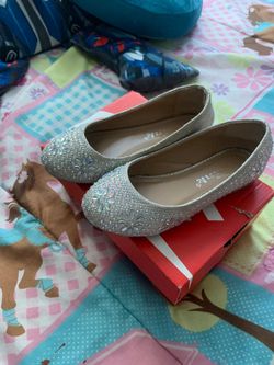 Little Girls shoe size 10c
