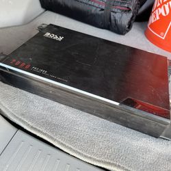 Amplifier 2000 Watts