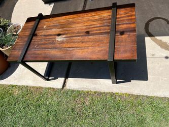 Free Coffee Table