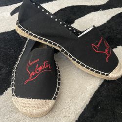 Shoes for women sizes eight size 10