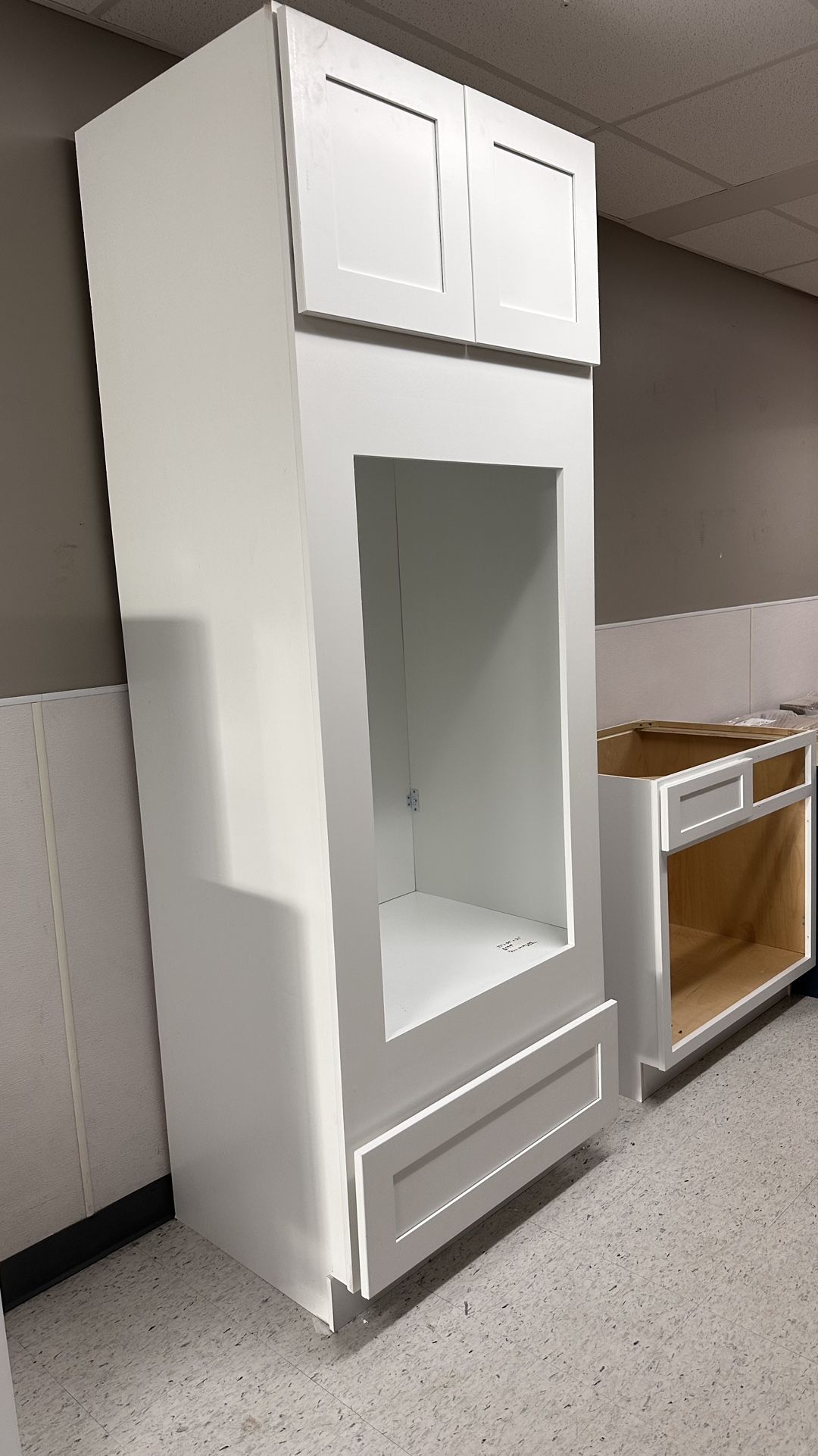 Forevermark Brand High End Tall Oven Cabinet. 33”x90”x24”. White