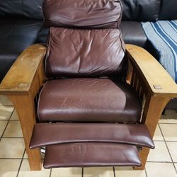 Stickley Mission Collection Bow Arm Cherry  Wood and Leather Morris Recliner