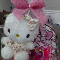 Hello Kitty Valentine Gift 