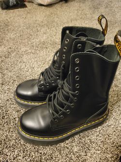 Dr Martens Platform Boots