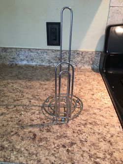 Paper towel holder