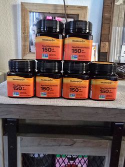 Raw Manuka Honey
