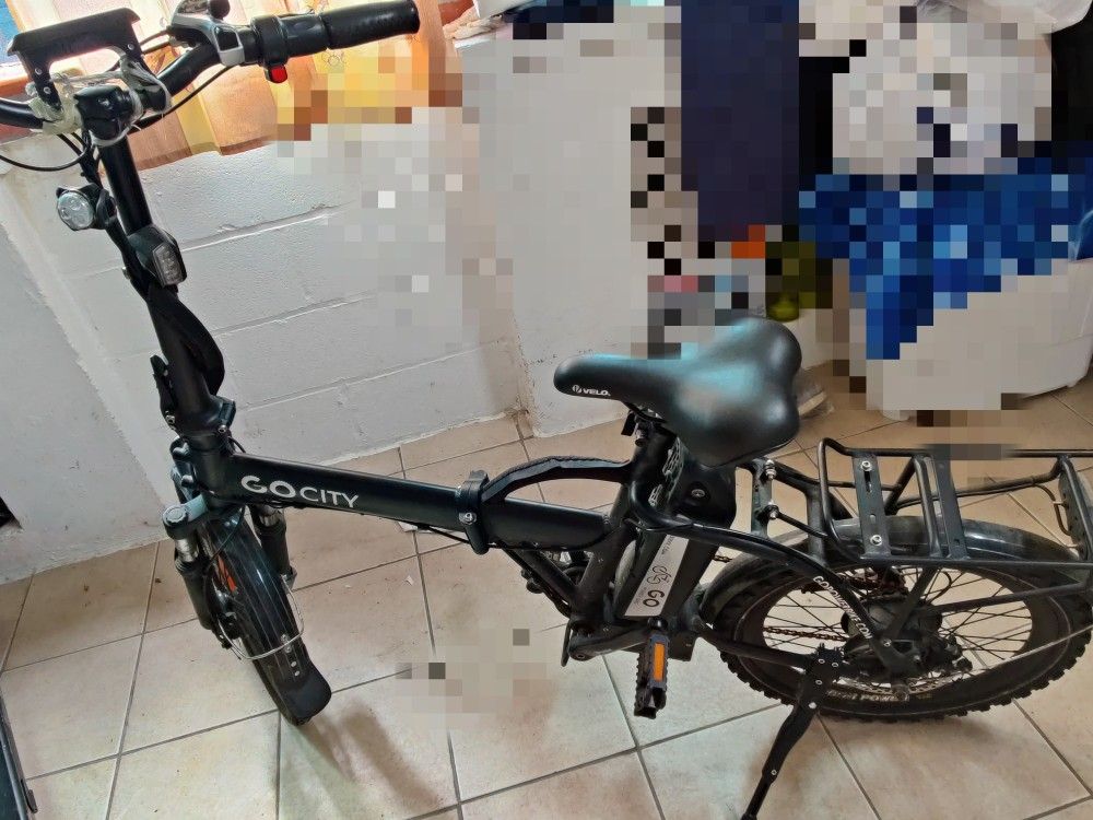GoPowerBike GoCity 500W 6 Speed Front Suspension Folding Electric Bike